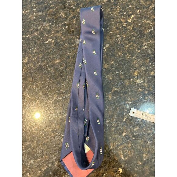 Noel Men's Blue Geometric Holiday Silk Tie - Picture 4 of 6